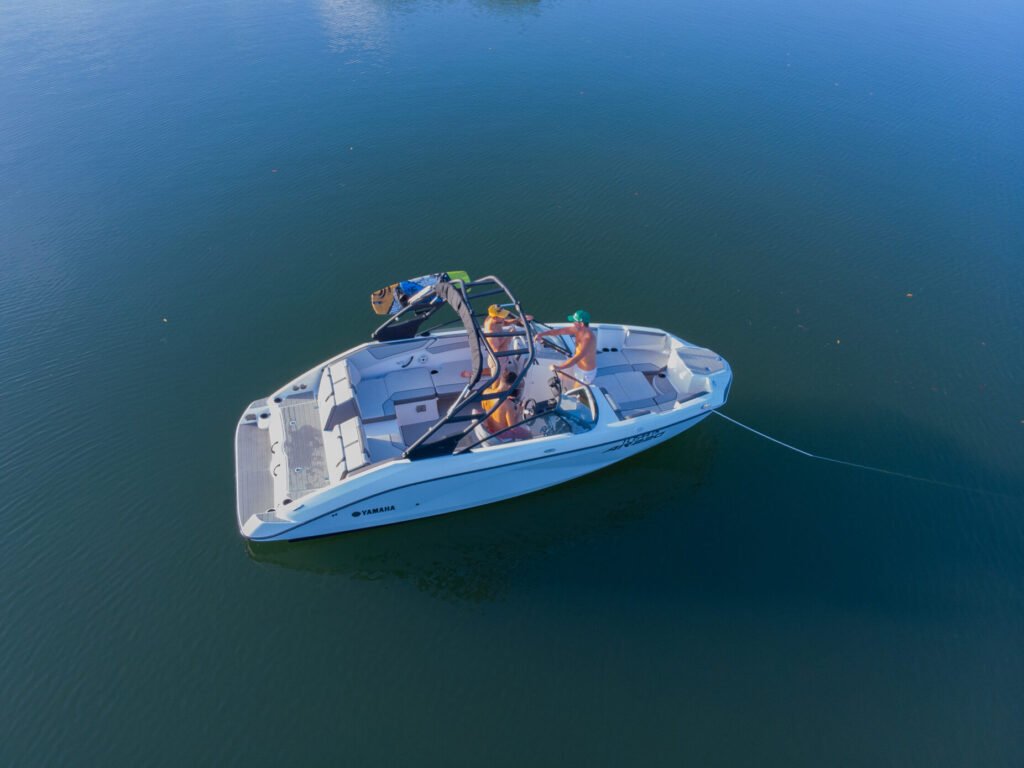 boatdronephoto03a boatdronephoto03a