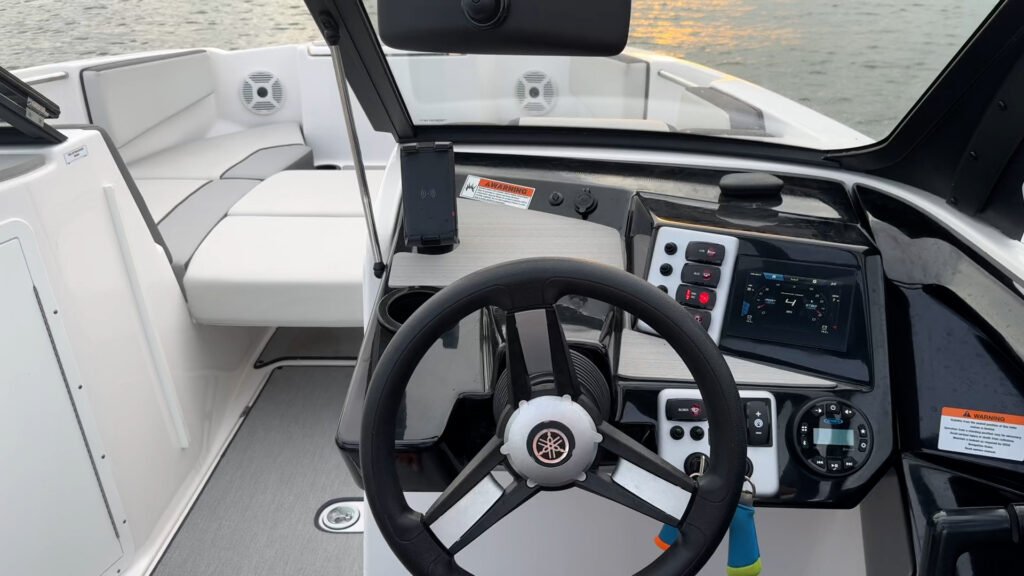 miamiboatingtours horizontal videos 01 0400000 miamiboatingtours horizontal videos 01 0400000